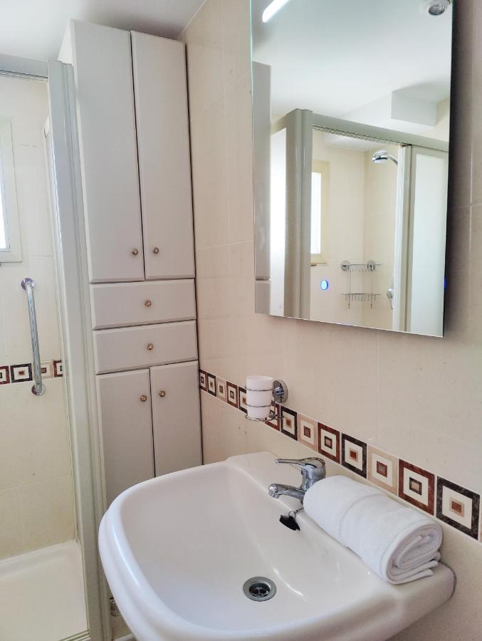 Gerona Sea View Apartments Benidorm Buitenkant foto